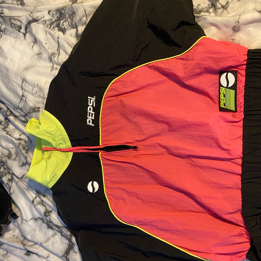 CROP TOP NEON COLOR PEPSI JACKET💖💚